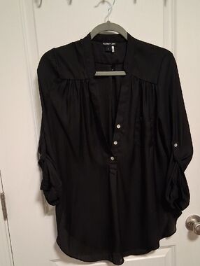 Audrey Ann Black Split-Neck Roll-Tab Blouse